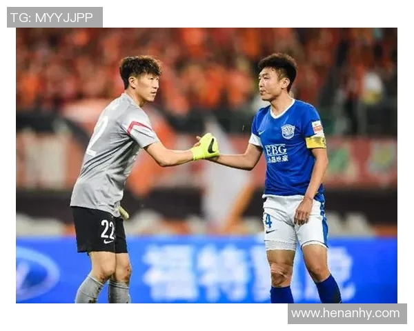 足球明星李超的成长历程与辉煌成就全景介绍及精彩图片展示